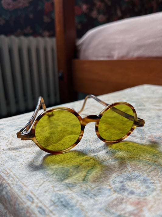 1930s Faux Tortoise Round Sunglasses With Green Lenses